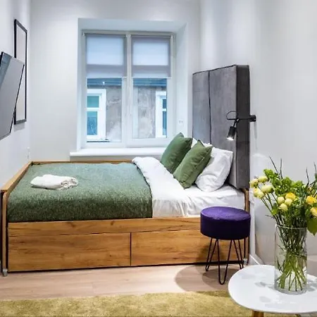 On Staroyevreiska Street * Lemberg