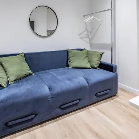 On Staroyevreiska Street Apartment *