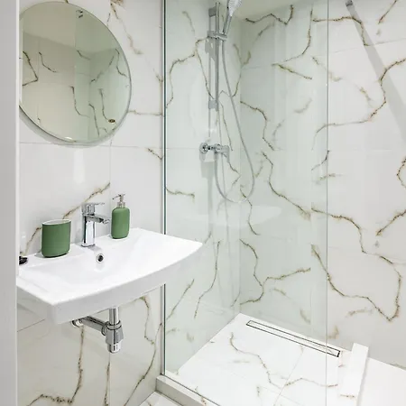 شقة On Staroyevreiska Street إلفيف