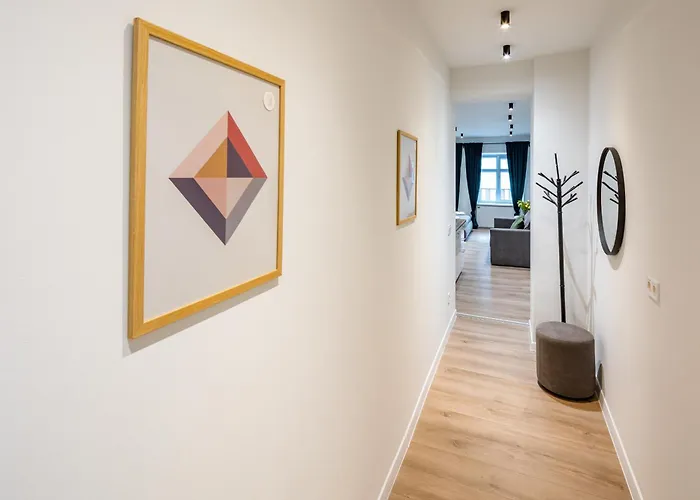 On Staroyevreiska Street