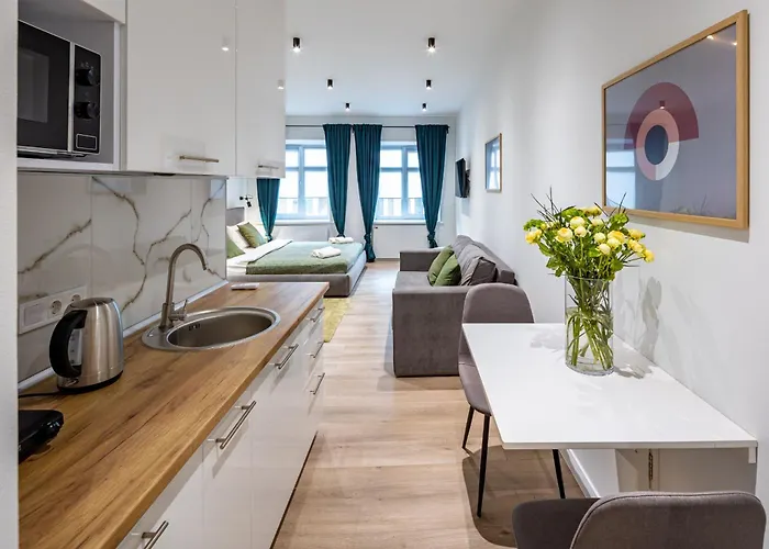 On Staroyevreiska Street Апартаменти